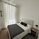 Apartamento Vigo Centro Puerta Del Sol